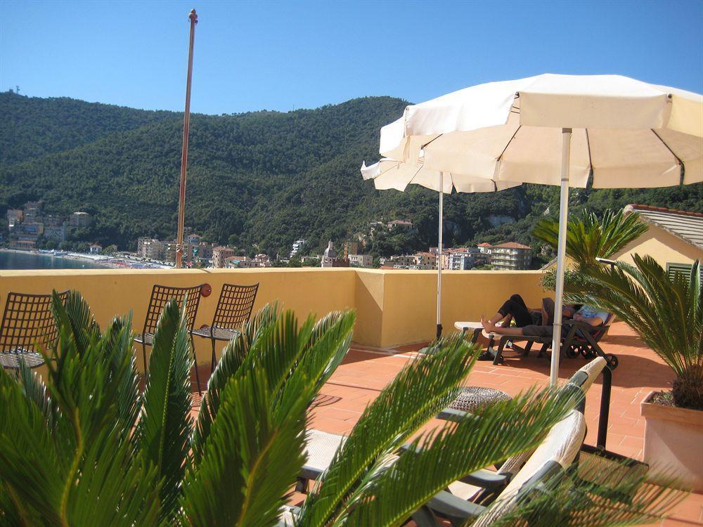 Palazzo Vescovile Hotel Noli Exterior foto
